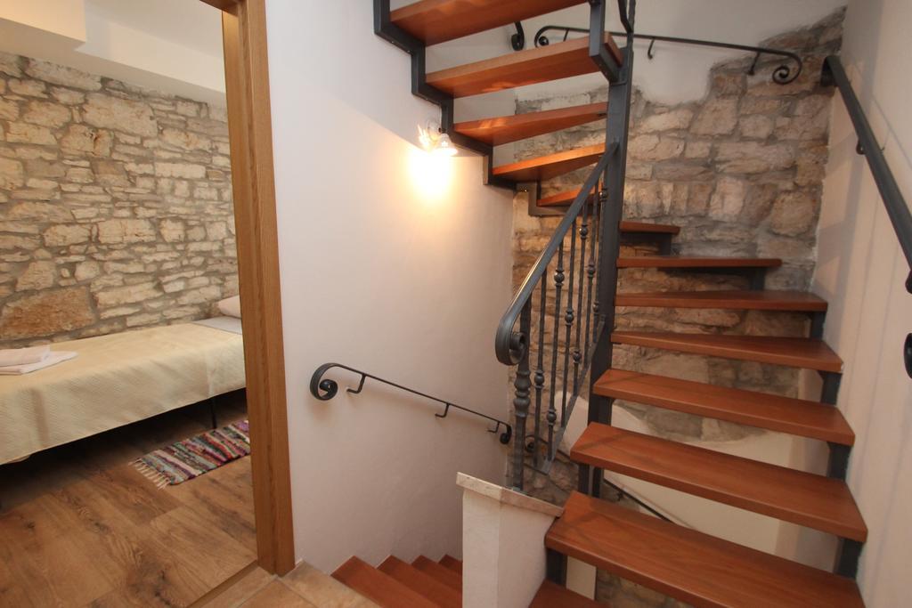Holiday Home Vinkovic Пореч Экстерьер фото