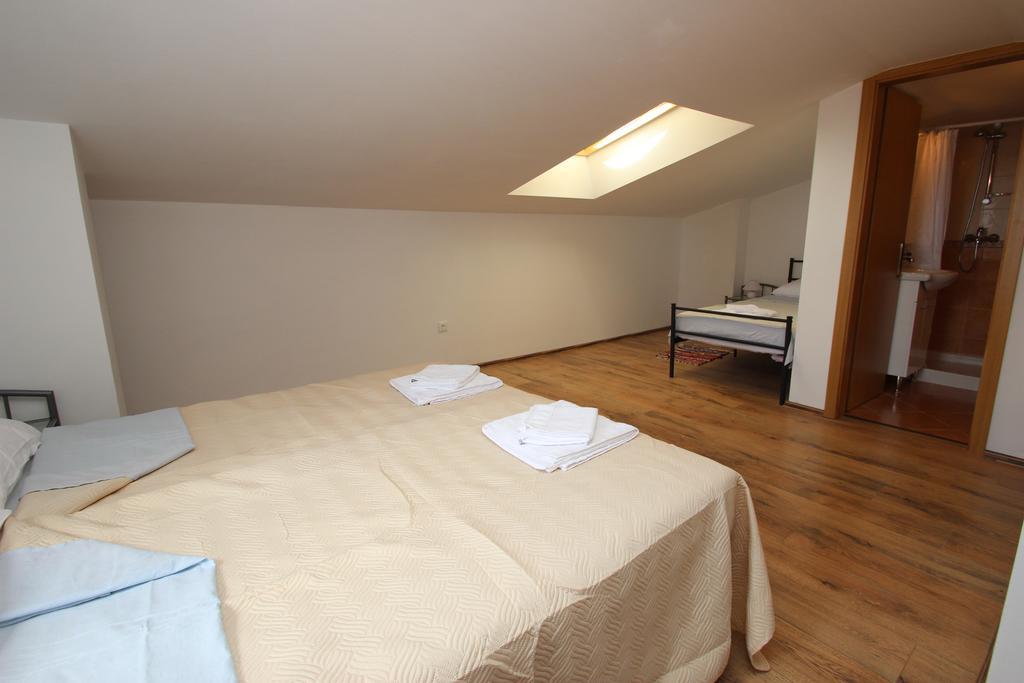 Holiday Home Vinkovic Пореч Экстерьер фото