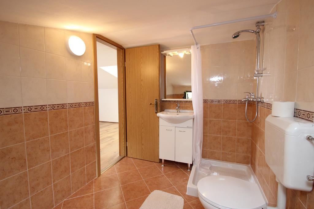 Holiday Home Vinkovic Пореч Экстерьер фото